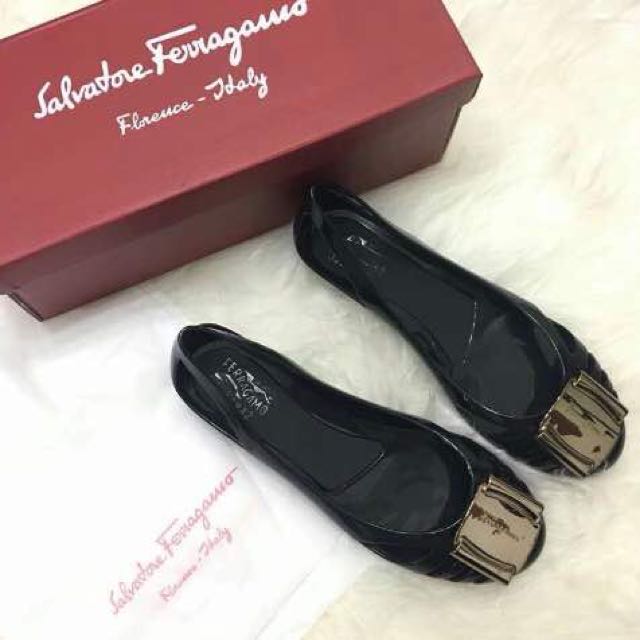 ferragamo jelly shoes 2018