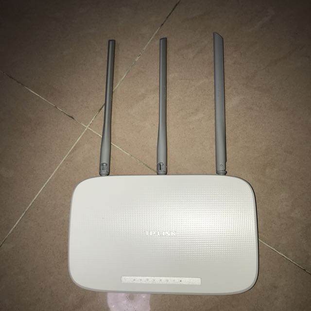 TP-LINK router 300Mbps 3天線, 電腦&科技, 電腦周邊及配件, Wifi及上網相關產品 - Carousell