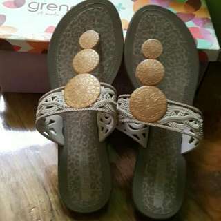 🌺Repriced🌺 Grendha Slippers