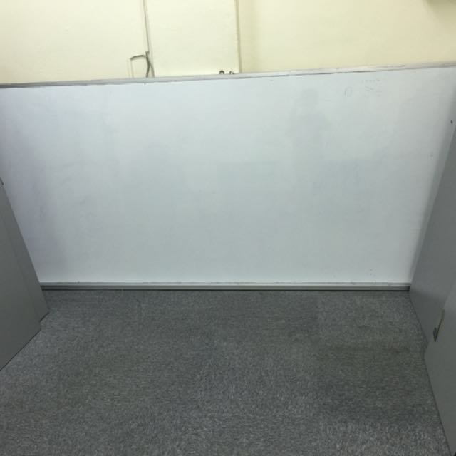 1 White Board For Sale 1517048154 1ba36623 