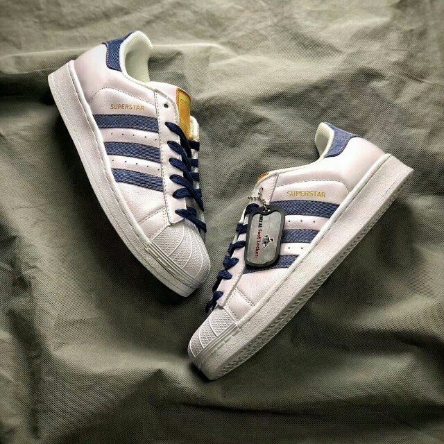 Adidas Originals SUPERSTAR Jeans!, Men's Fashion, Footwear, Sneakers on  Carousell