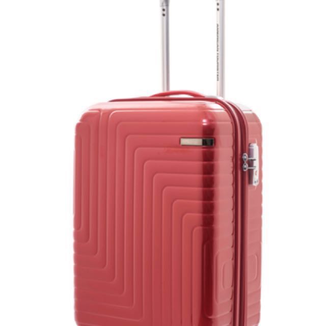 american tourister 24 inch spinner