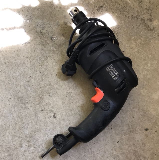 Black and decker outlet drill stopped working