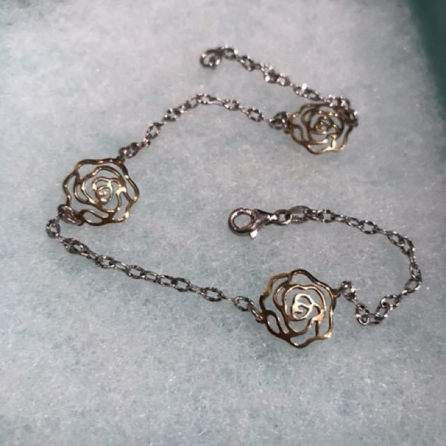 Bvlgari Anklet 2024 favors
