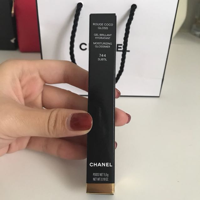 Chanel rouge coco gloss (744), Beauty & Personal Care, Face, Makeup on  Carousell