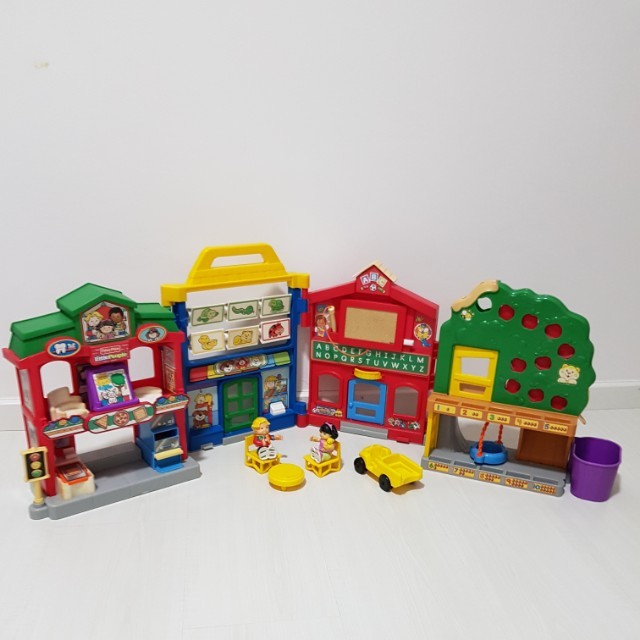 little people house set