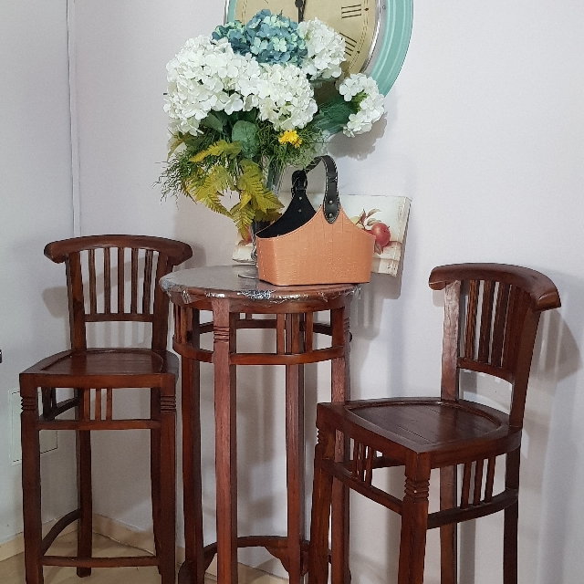 High table & chairs, Furniture & Home Living, Furniture, Chairs on