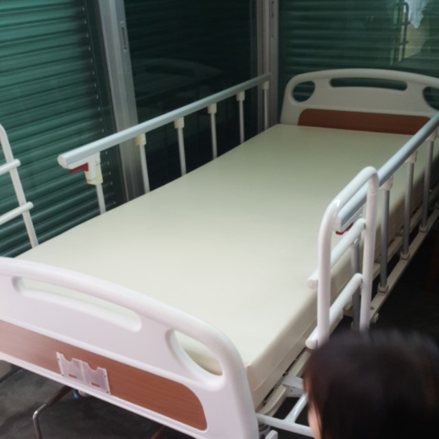 Hospital Bed, Furniture, Beds & Mattresses on Carousell