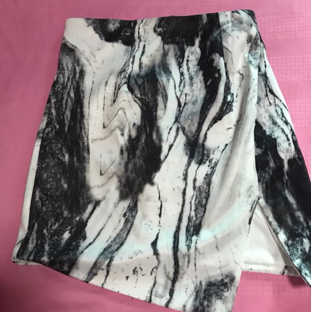 Marble Women's Skirt