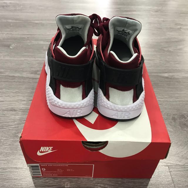 Nike air sales huarache team red