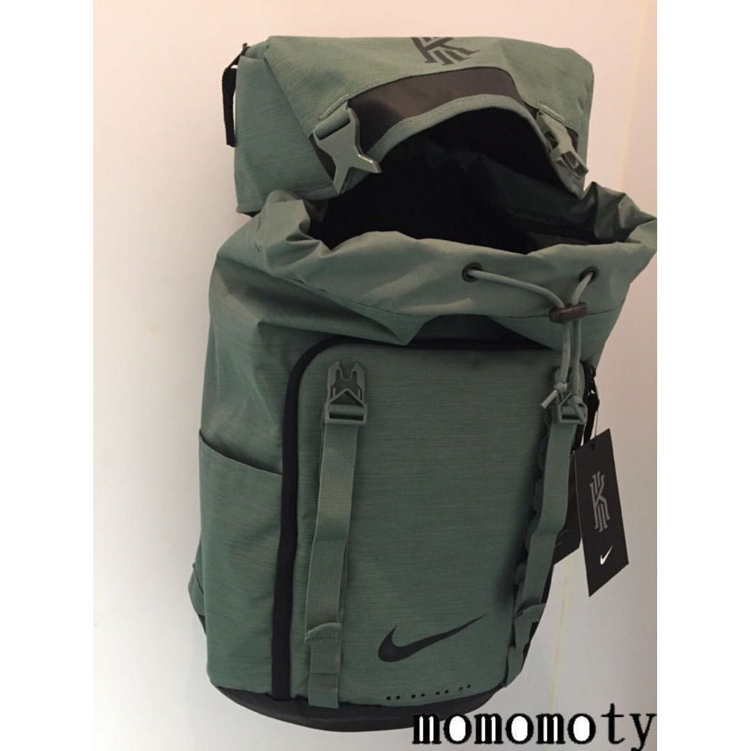 Nike Kyrie Irving 綠湖水綠運動背包籃球後背包水壺袋ba5449 365 請先詢問庫存 他的時尚 包包在旋轉拍賣