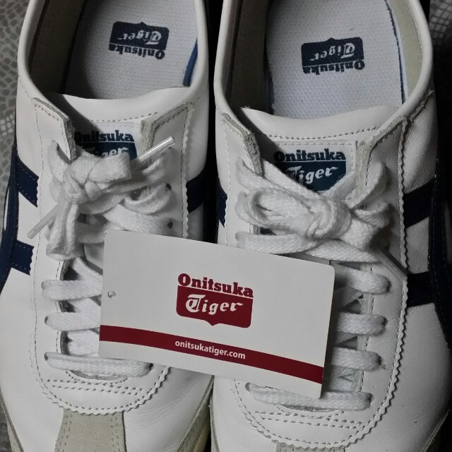 tiger shroff onitsuka