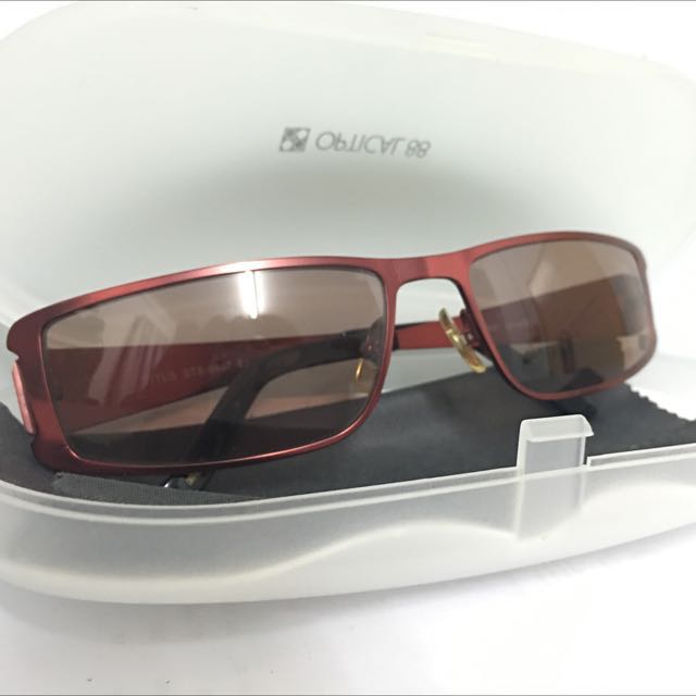 original titus glasses