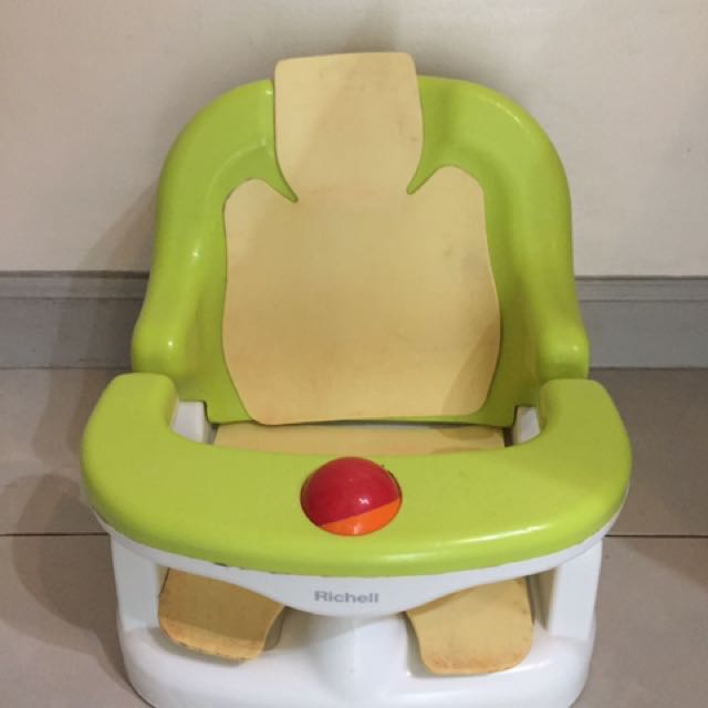 richell booster seat