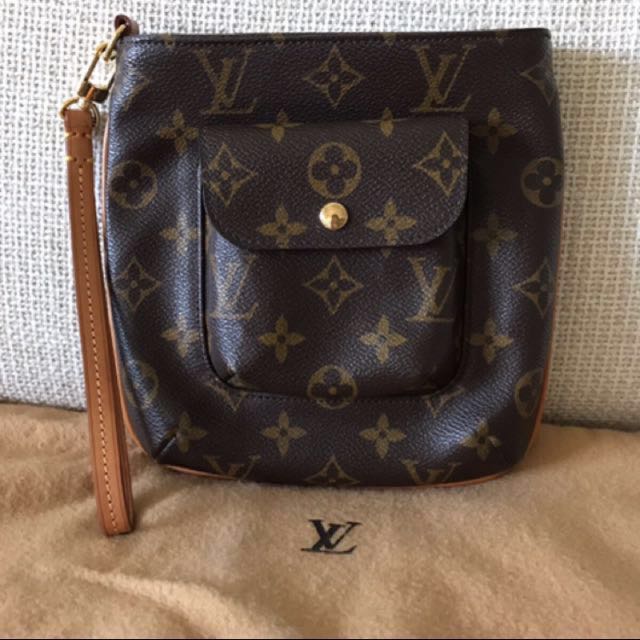 Louis Vuitton Monogram Partition Clutch Bag - Farfetch