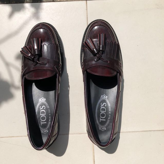 where are tods shoes made
