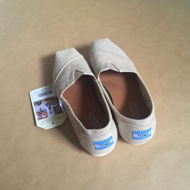Toms natural metallic burlap women's classics top