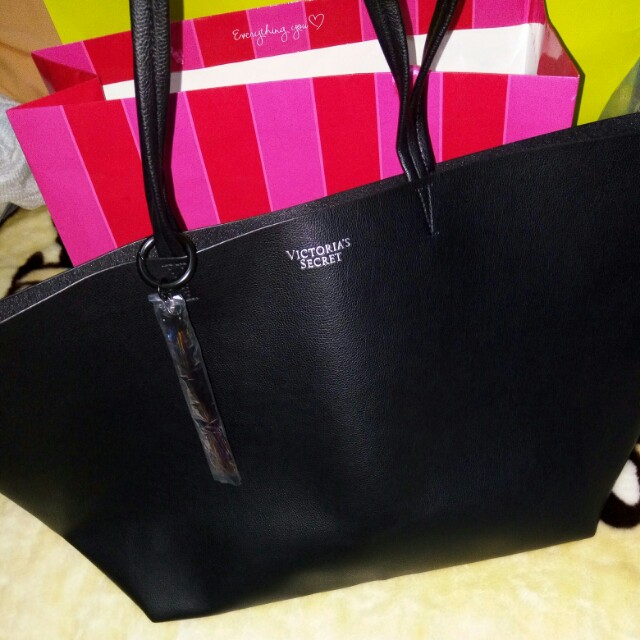 Victoria secret tote hotsell bag black friday