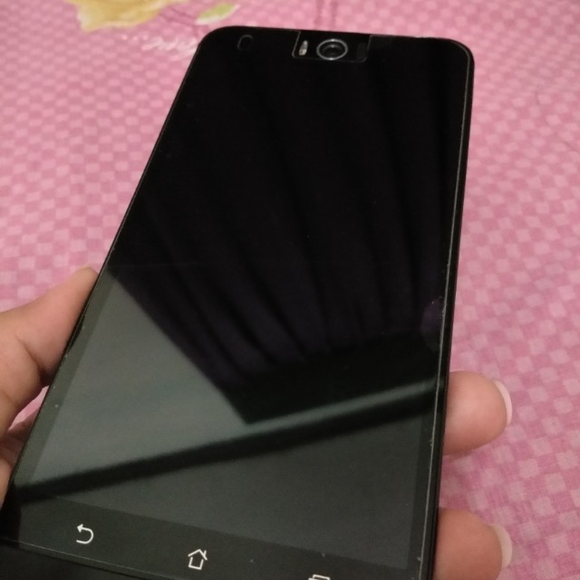 Asus Zenfone Selfie Mati Total Telepon Seluler Tablet Aksesoris Tablet Handphone Di Carousell