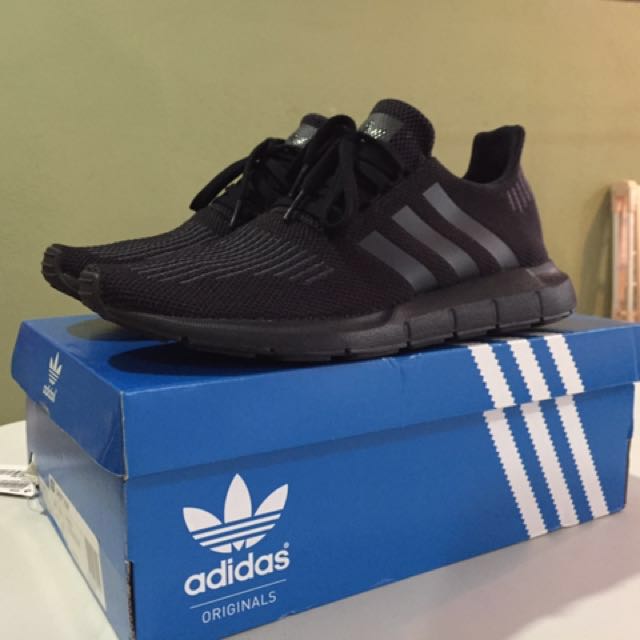 Originals swift sales run triple black