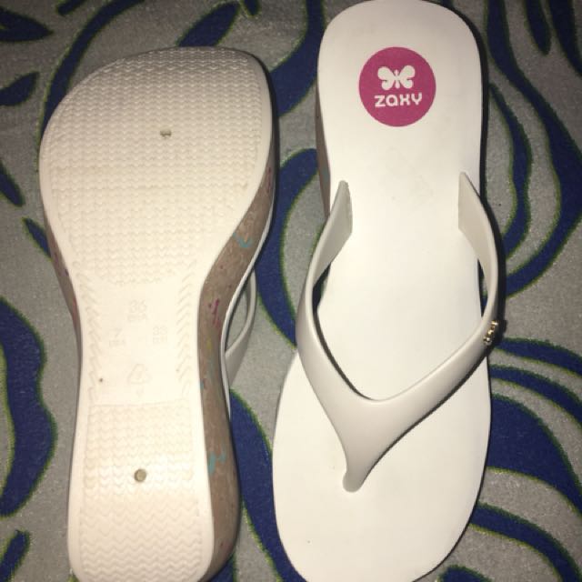 Zaxy wedge sale sandals