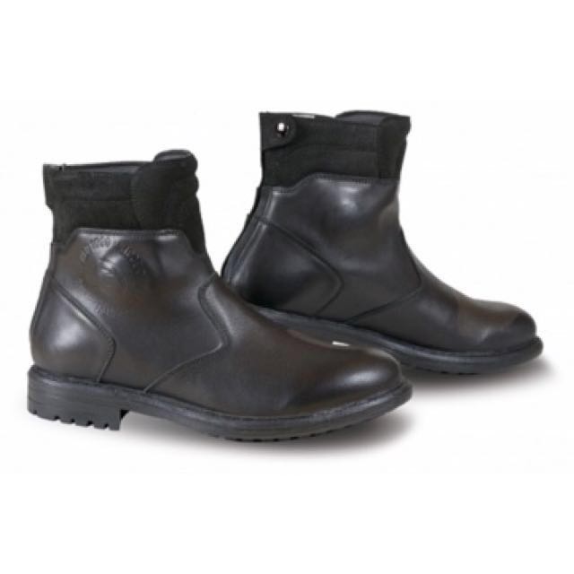 Falco hotsell legion boots