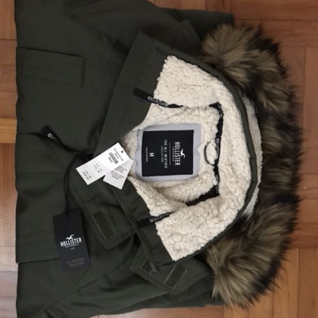 Hollister all weather Jacket, Women's Fashion, Coats, Jackets and