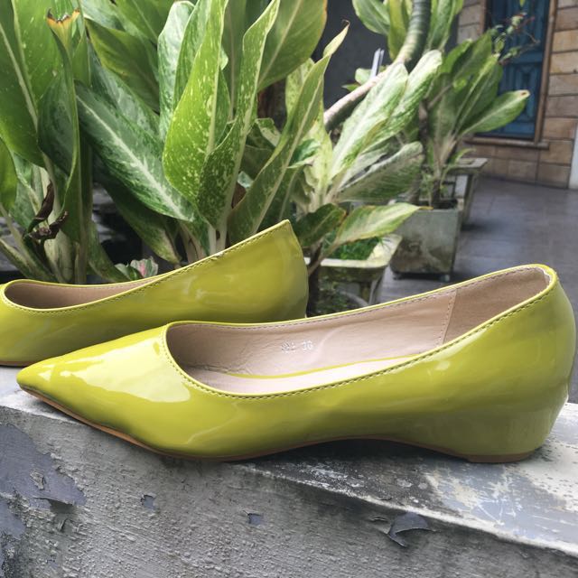 Lime Green Kitten Heels, Fesyen Wanita 