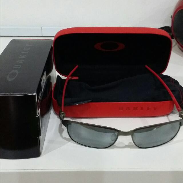 Oakley tinfoil carbon ferrari best sale