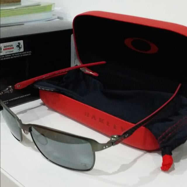 Oakley tinfoil hot sale carbon ferrari