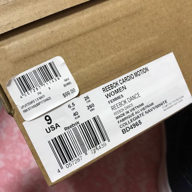 Reebok cardio motion hot sale dance sneaker