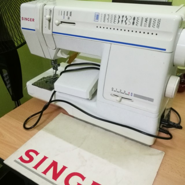 Singer Sewing Machine Mesin Habit 9217 Design Craft Craft Supplies Tools On Carousell