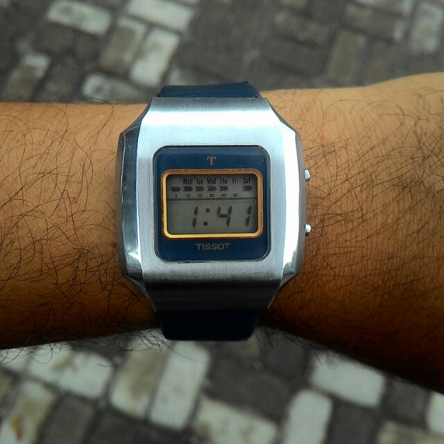 Tissot Digital Rare Vintage.., Fesyen Pria, Jam Tangan di Carousell