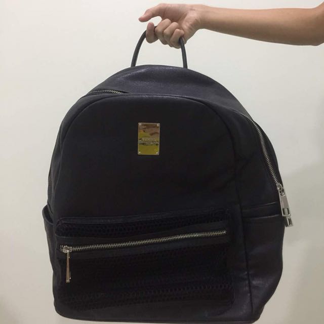 Vincci backpack outlet bag