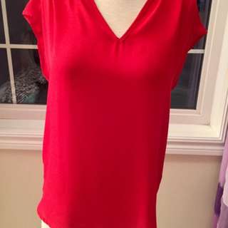 Dynamite bright red top