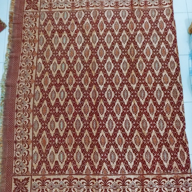 Arabic throw blanket, Furniture & Home Living, Home Decor, Cushions