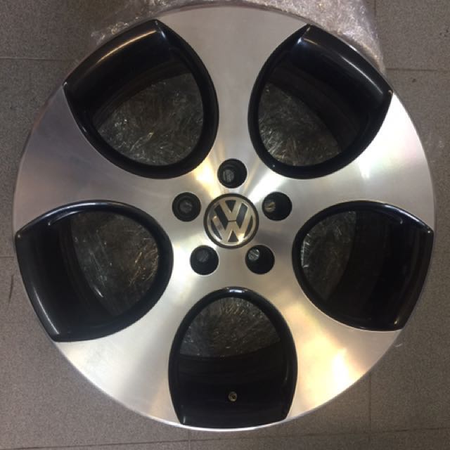 Detroit wheels GTI MK6, Car Accessories on Carousell