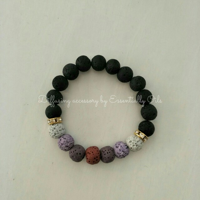 Diffuser Bracelets (Category: Bracelets) located in Singapore. Submitted by essentiallyoils (Listing ID 152029432, Image 3). Description: .