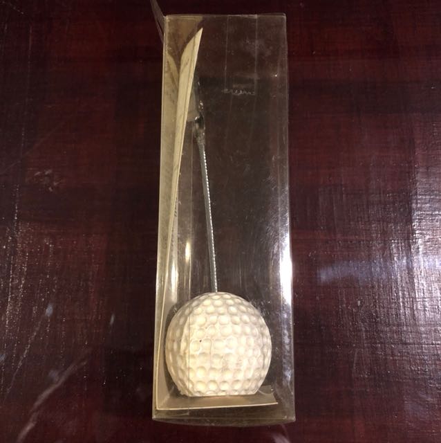Golf Ball Memo Stand by Daiso, Hobbies & Toys, Stationary & Craft
