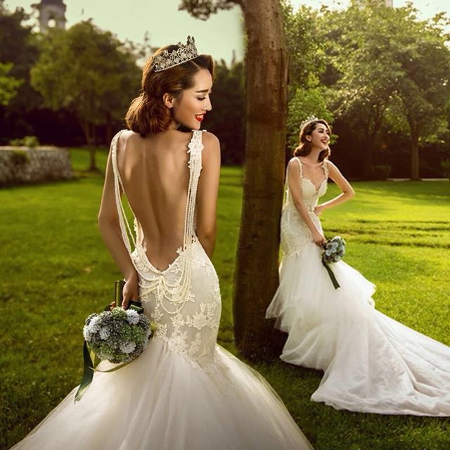 Instock Clearance White Gown Bare Back Beads Wedding Photoshoot