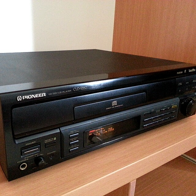 Pioneer CLDS350 LaserDisc & CD Player with Remote & Manual, Audio