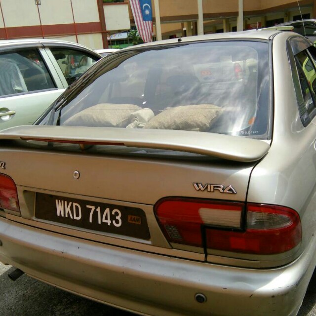 Proton Wira Aeroback 1 5 Manual Tahun 2002 Cars Cars For Sale On Carousell