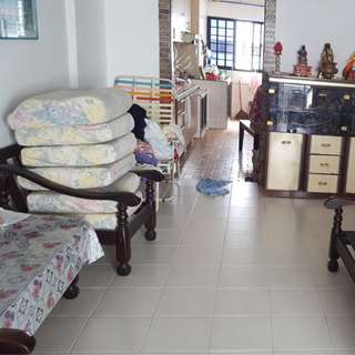 Common room @ 157 Tampines, 2 mins to MRT