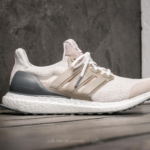 ADIDAS CONSORTIUM ULTRA BOOST LUX