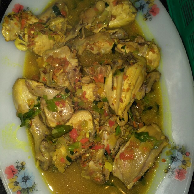 Ayam Woku Khas Manado Makanan Minuman Makanan Instan Di Carousell