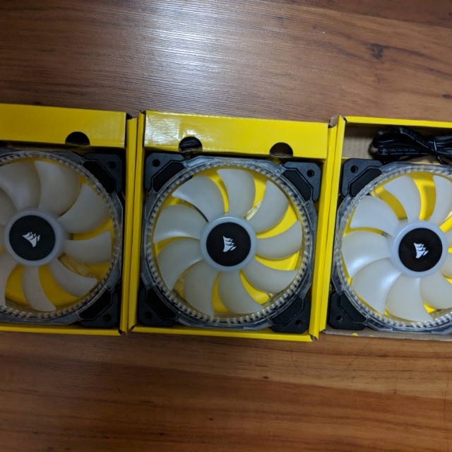 Corsair HD120 RGB LED Fan - 3 Pack w/ Controller, Computers & Tech