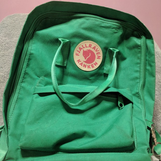 fjallraven kanken bright green