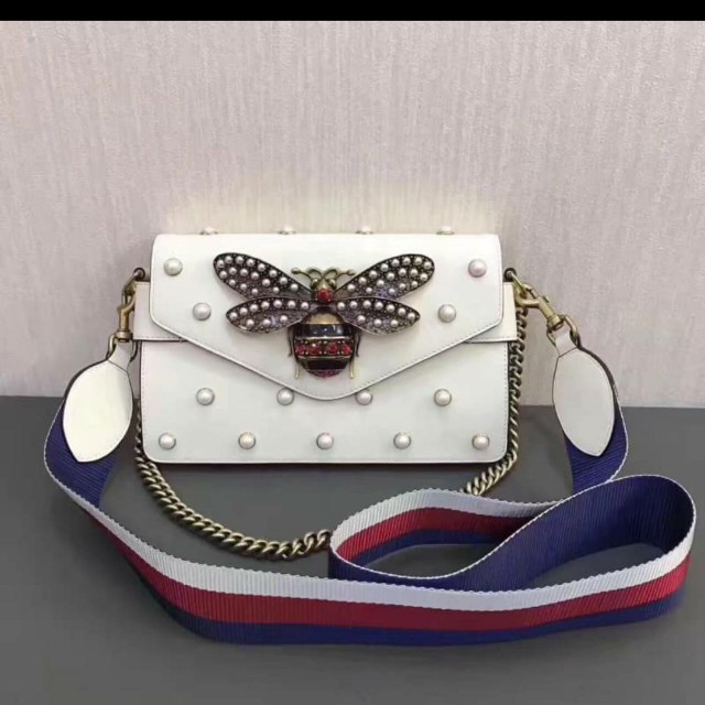 gucci bee sling bag