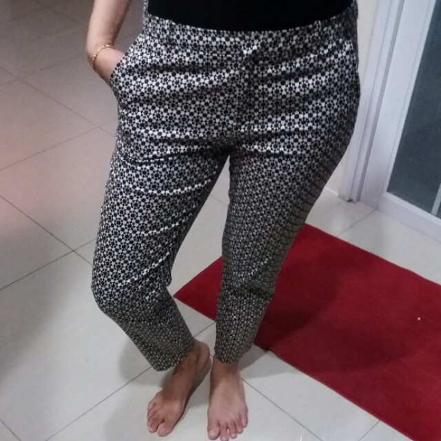 h&m printed pants