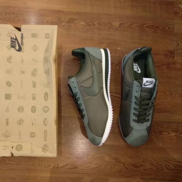 nike cortez mens olive green